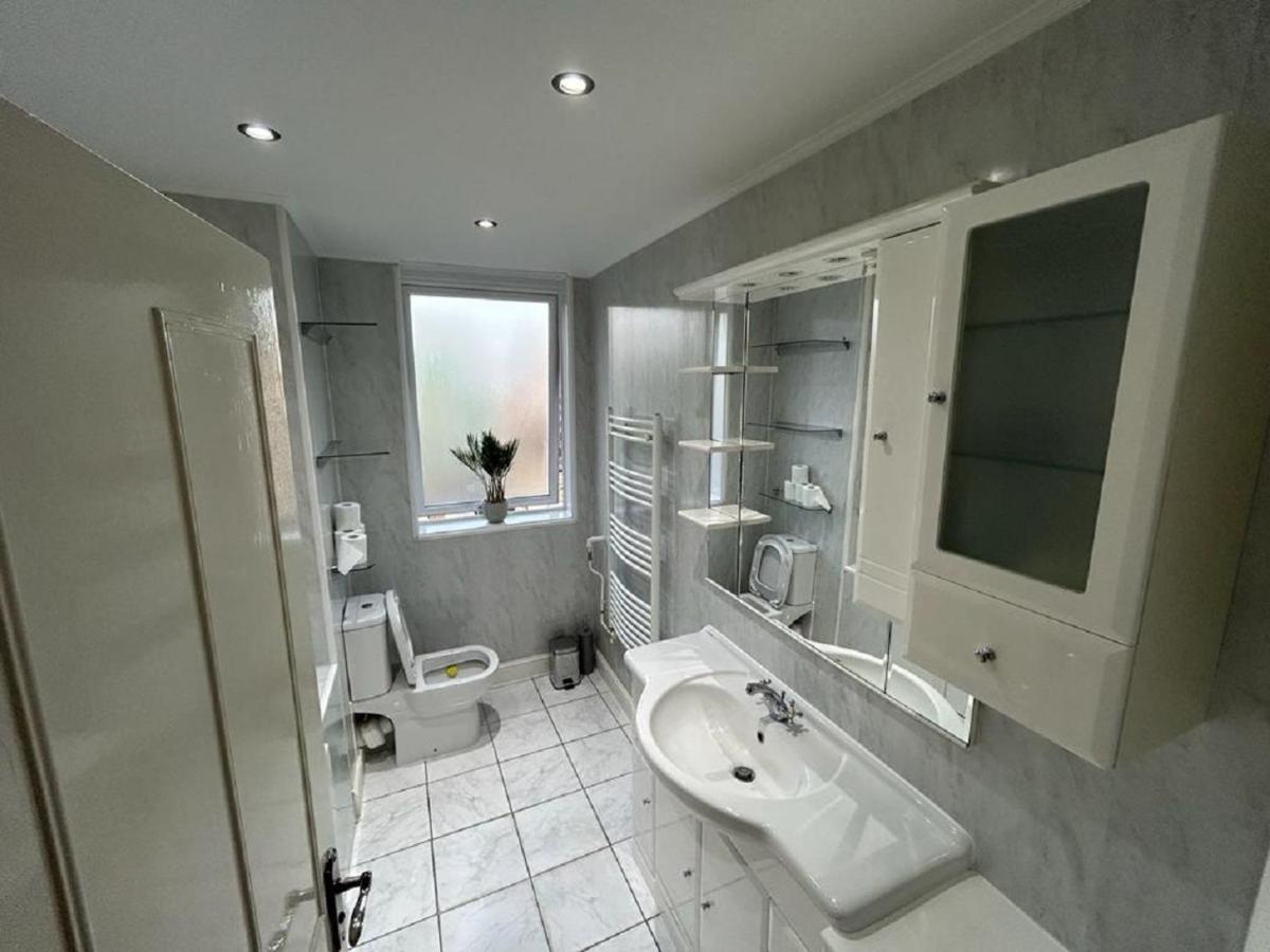 Serene Ocean Side Apartment Btn Brighton Exterior photo